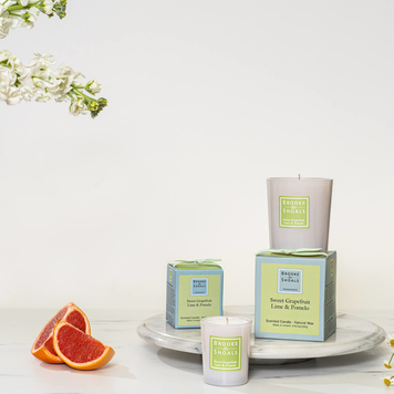 Sweet Grapefruit Lime & Pomelo Scented Candle