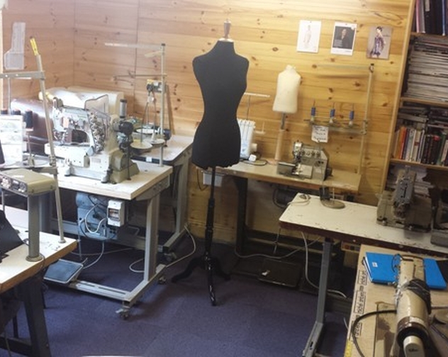 Sewing studio JENNIFER ROTHWELL