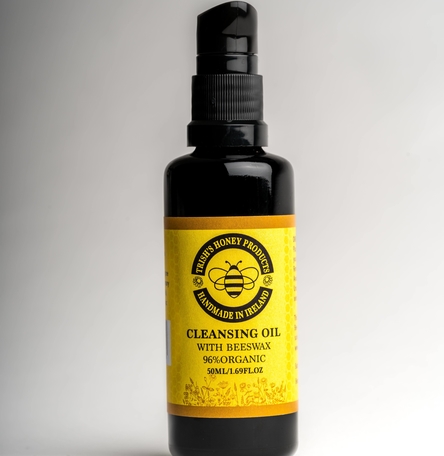 Cleansing Oil with Beeswax